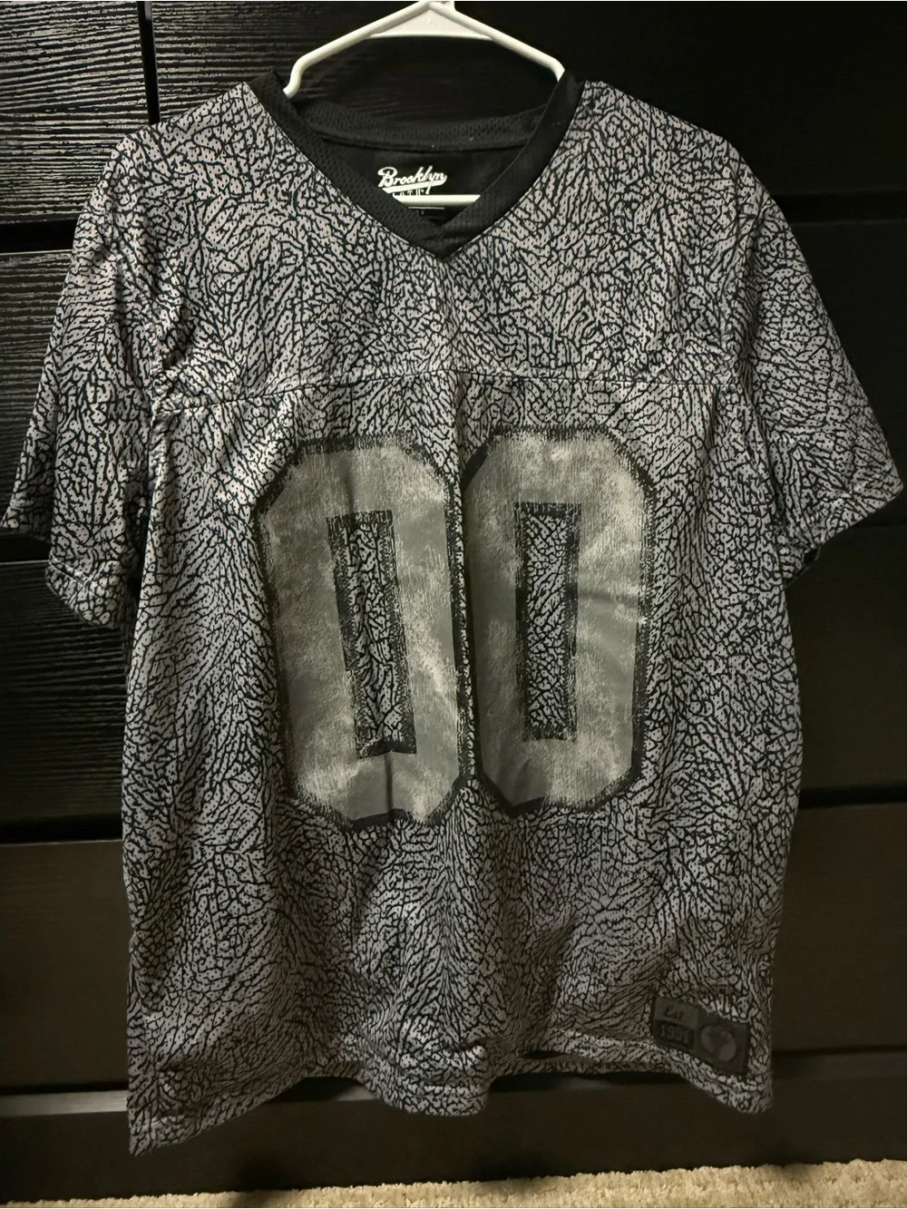 Brooklyn Cloth Black and Gray Graphic V‑Neck Jersey
